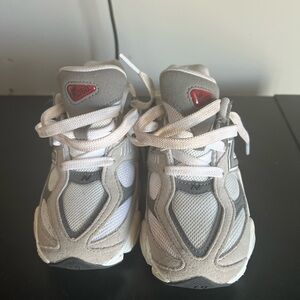 Kids New Balance 9060